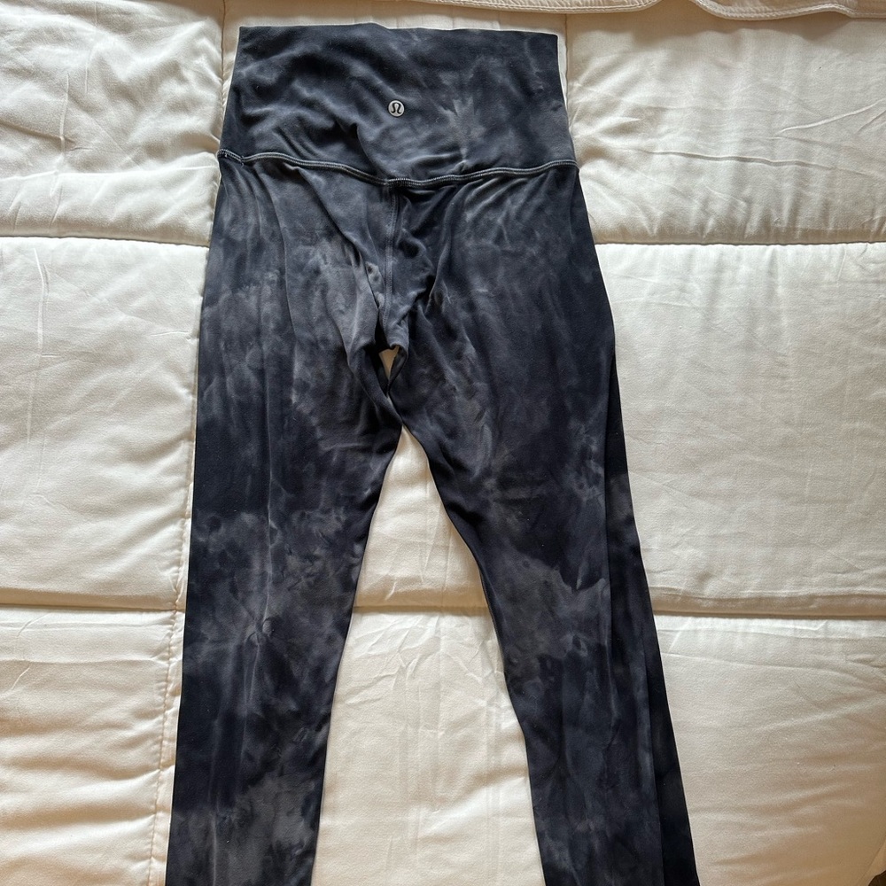 Lulu Highrise Align legging